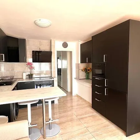Casa Teddy - And Modern One Bedroom * Tias