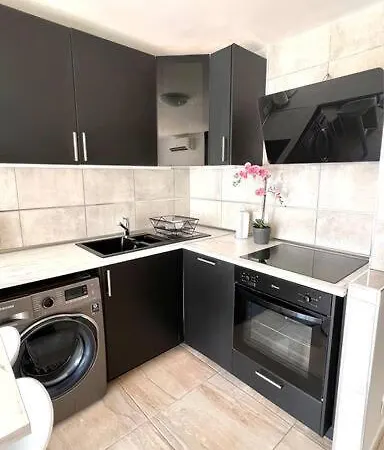 Apartment Casa Teddy - And Modern One Bedroom Tias